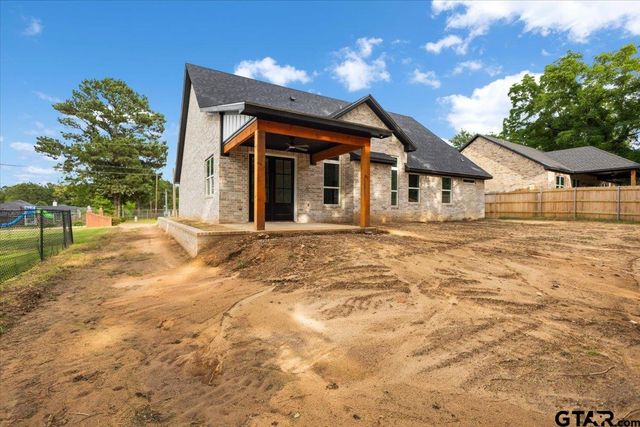 105 Brandon Street, Troup, TX 75789