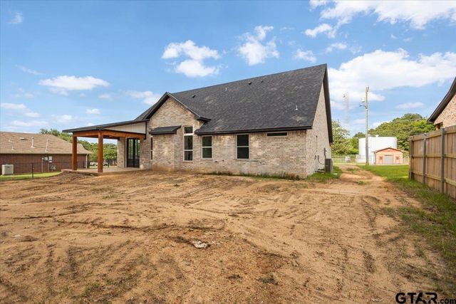 105 Brandon Street, Troup, TX 75789