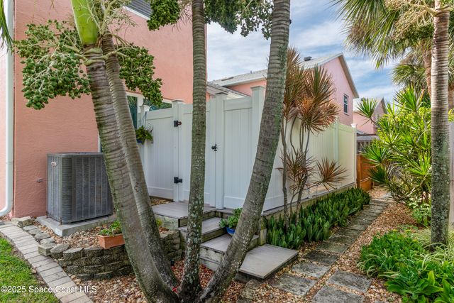 70 Coral Sea Way 22, Satellite Beach, FL 32937