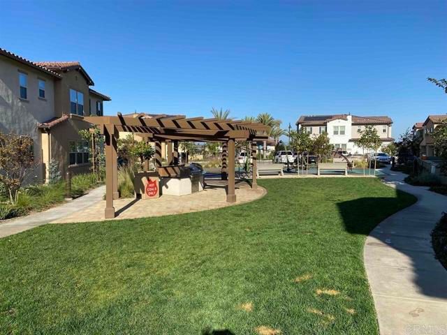 1089 Delpy View Point, Vista, CA 92084