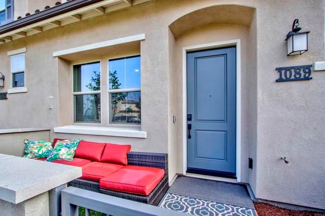 1089 Delpy View Point, Vista, CA 92084