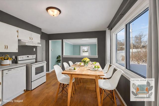 8949 Stadium Drive, Kalamazoo, MI 49009