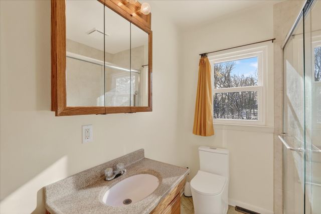 8949 Stadium Drive, Kalamazoo, MI 49009