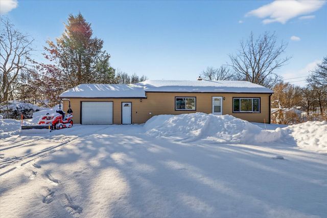 8949 Stadium Drive, Kalamazoo, MI 49009