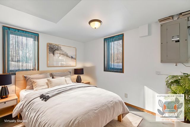 8949 Stadium Drive, Kalamazoo, MI 49009