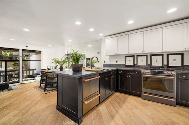 6112 Marina Pacifica North, Long Beach, CA 90803