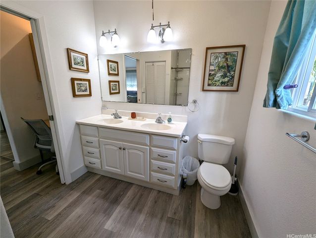 621 Auwai Street A, Kailua, HI 96734