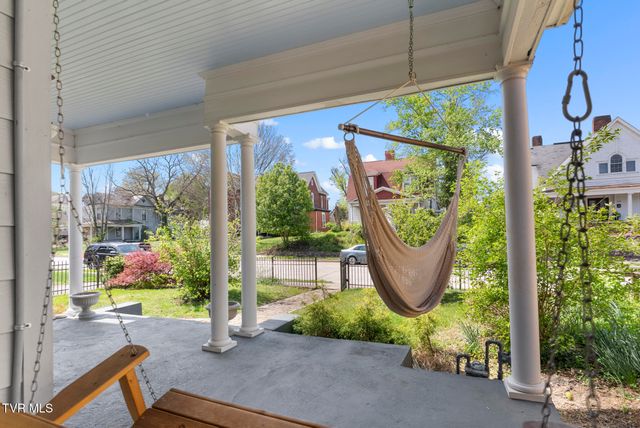 237 Solar Street, Bristol, VA 24201