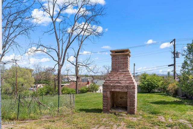 237 Solar Street, Bristol, VA 24201