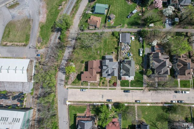 237 Solar Street, Bristol, VA 24201