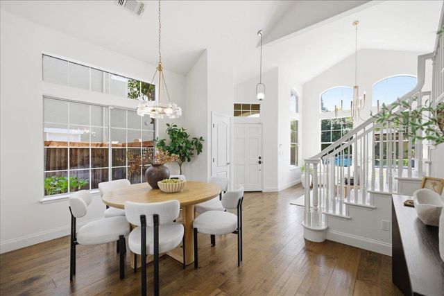 565 Cherrywood Drive, Sunnyvale, CA 94087