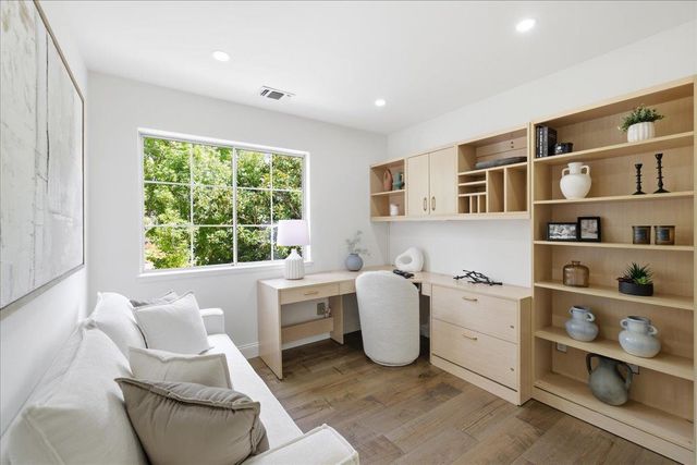 565 Cherrywood Drive, Sunnyvale, CA 94087