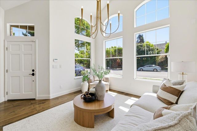 565 Cherrywood Drive, Sunnyvale, CA 94087