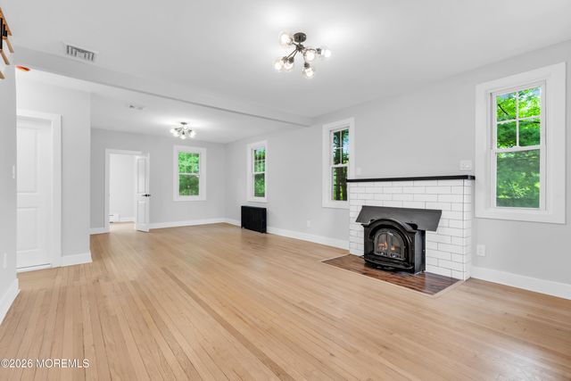 201 Knox Avenue, Eatontown, NJ 07724