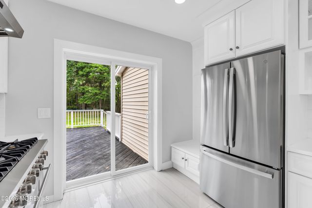 201 Knox Avenue, Eatontown, NJ 07724