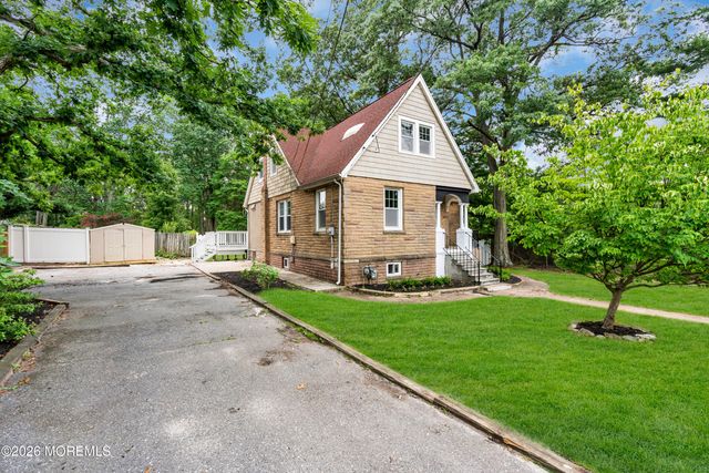 201 Knox Avenue, Eatontown, NJ 07724