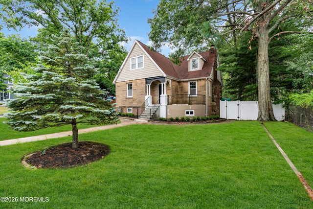 201 Knox Avenue, Eatontown, NJ 07724