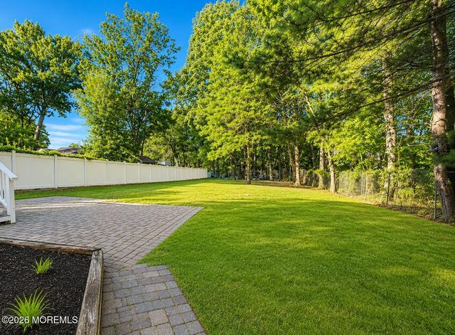 201 Knox Avenue, Eatontown, NJ 07724
