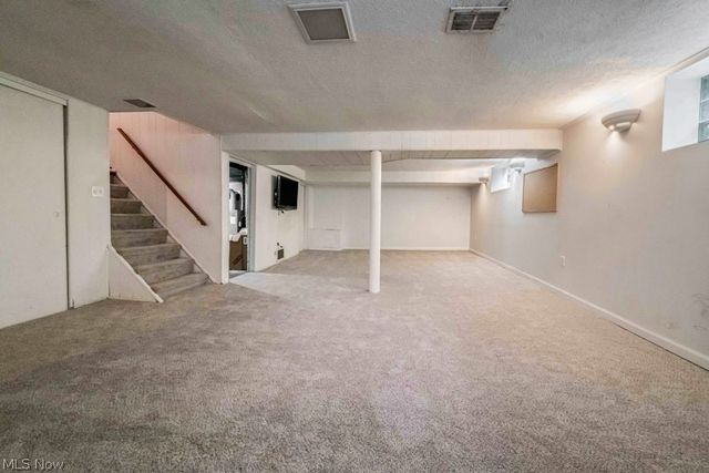 1632 Oakmount Road, South Euclid, OH 44121