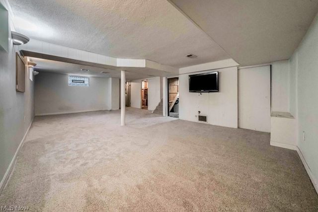 1632 Oakmount Road, South Euclid, OH 44121