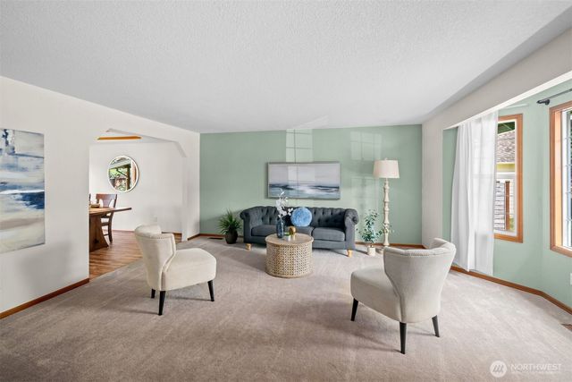 9125 Zircon Drive SW, Lakewood, WA 98498