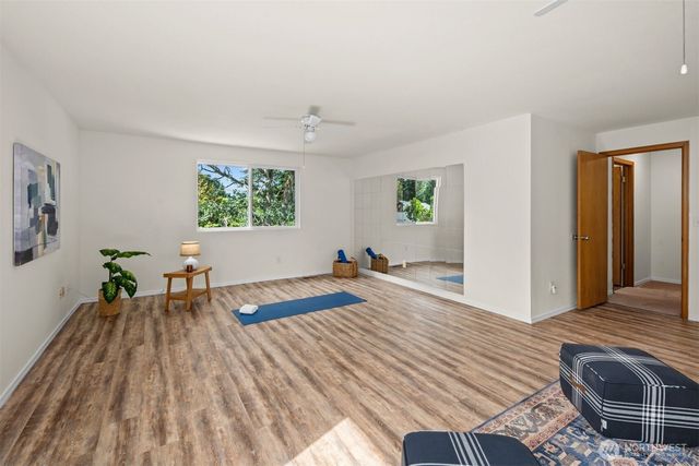 9125 Zircon Drive SW, Lakewood, WA 98498