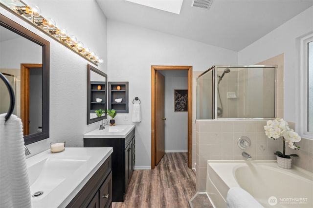 9125 Zircon Drive SW, Lakewood, WA 98498
