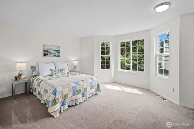 9125 Zircon Drive SW, Lakewood, WA 98498