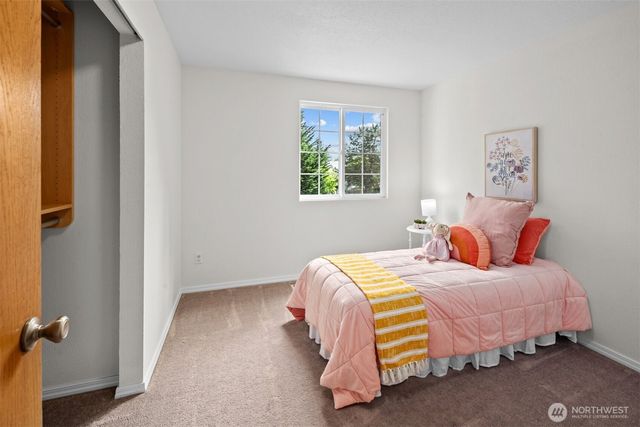 9125 Zircon Drive SW, Lakewood, WA 98498
