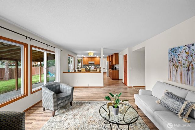 9125 Zircon Drive SW, Lakewood, WA 98498