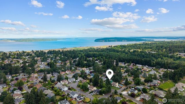 9125 Zircon Drive SW, Lakewood, WA 98498