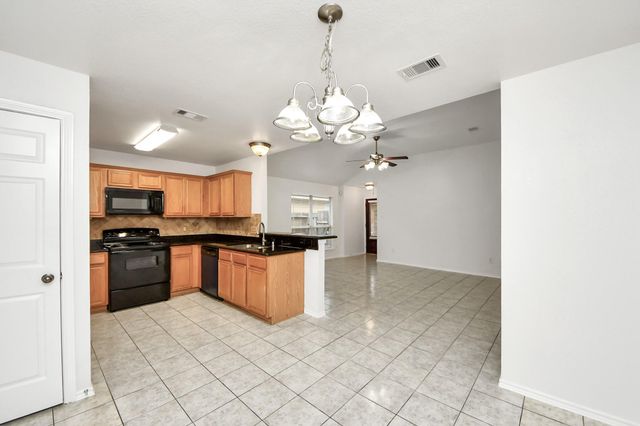 142 Big Thicket Drive, Richmond, TX 77469