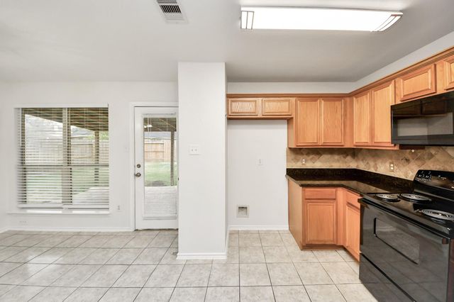 142 Big Thicket Drive, Richmond, TX 77469