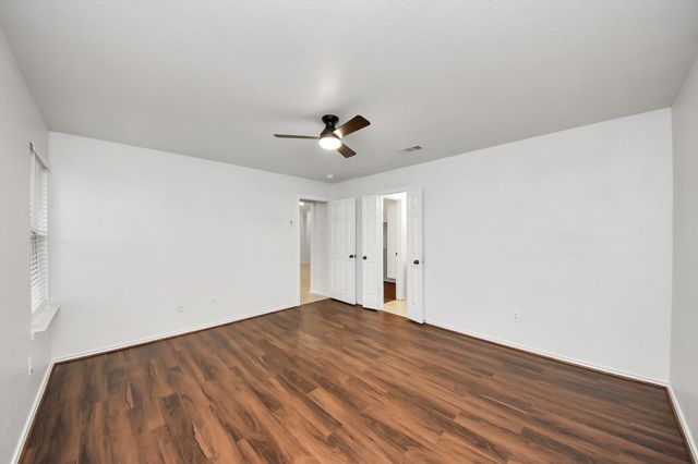 142 Big Thicket Drive, Richmond, TX 77469