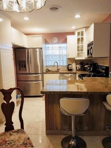 5360 Lakefront Boulevard A, Delray Beach, FL 33484