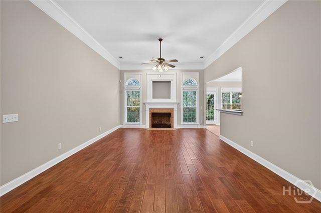 273 Shadow Moss Circle, Richmond Hill, GA 31324