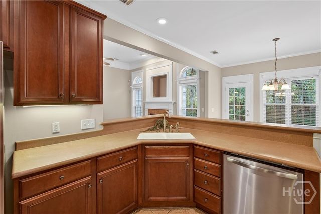 273 Shadow Moss Circle, Richmond Hill, GA 31324