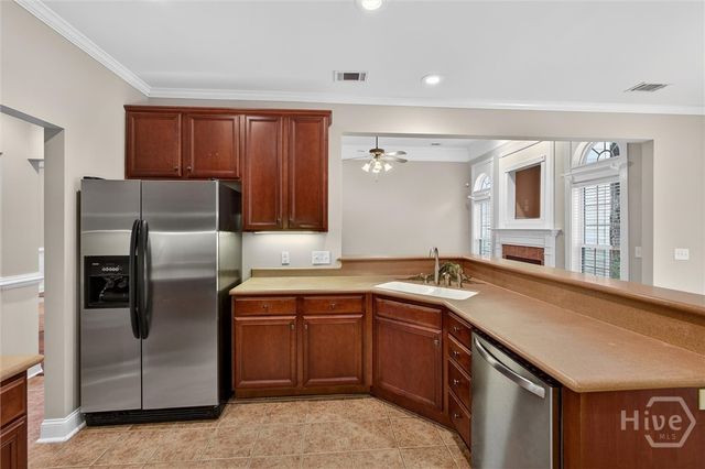 273 Shadow Moss Circle, Richmond Hill, GA 31324