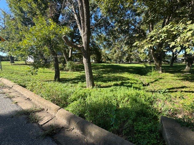 1610 S Rusk Street, Sherman, TX 75090