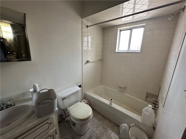 623 Fallowfield Avenue, Charleroi Boro, PA 15022