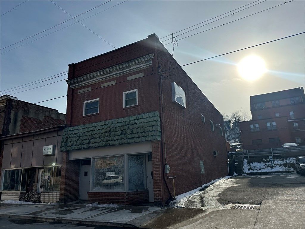 623 Fallowfield Avenue, Charleroi Boro, PA 15022