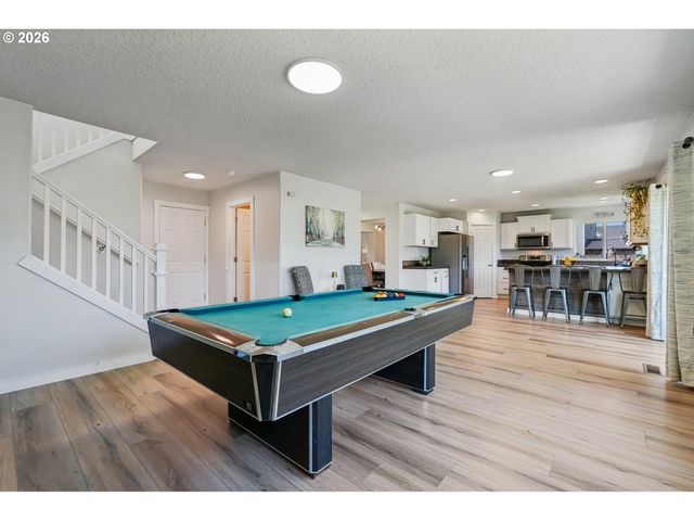 411 S MAPLE Ave, Yacolt, WA 98675