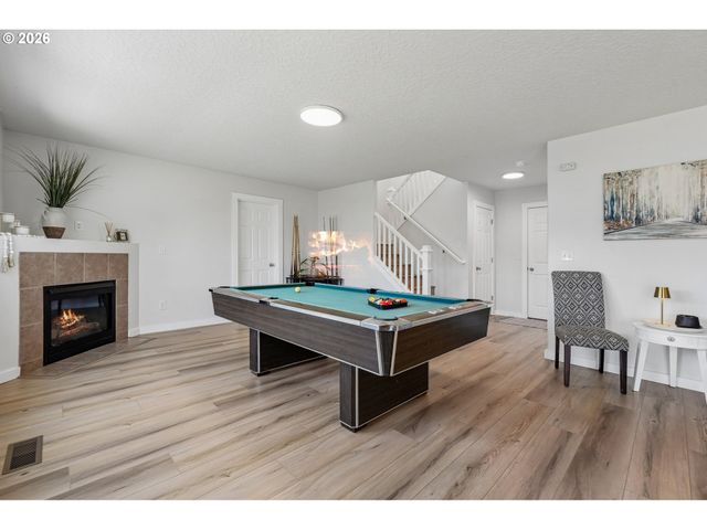 411 S MAPLE Ave, Yacolt, WA 98675