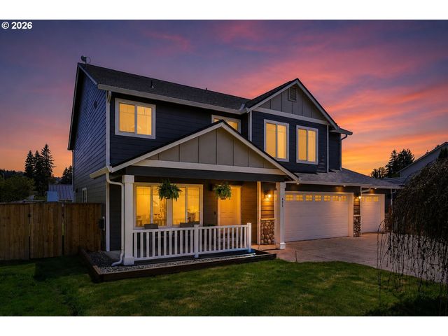 411 S MAPLE Ave, Yacolt, WA 98675