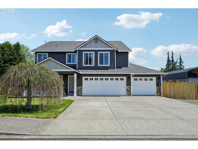 411 S MAPLE Ave, Yacolt, WA 98675