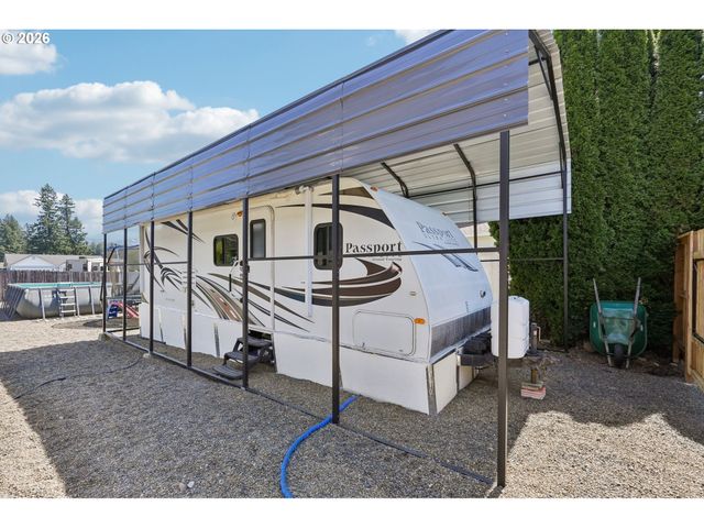 411 S MAPLE Ave, Yacolt, WA 98675