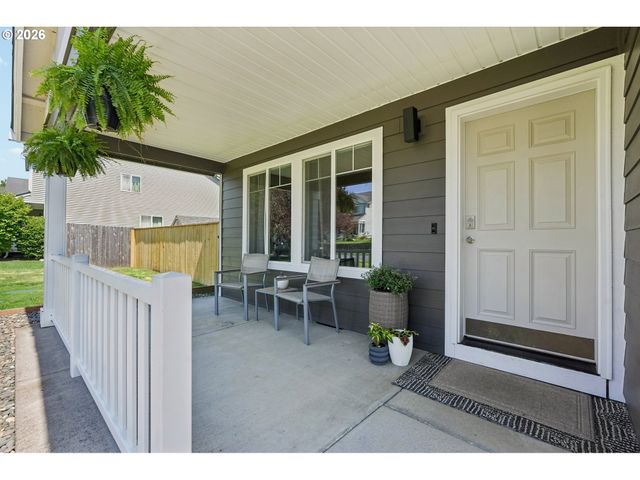 411 S MAPLE Ave, Yacolt, WA 98675