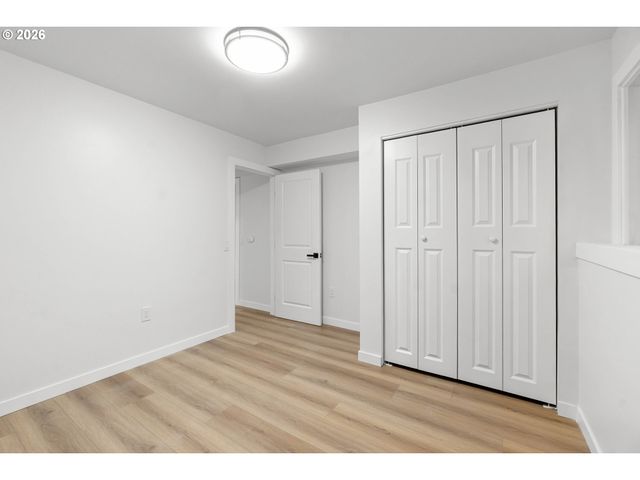15037 Ne SISKIYOU Ct, Portland, OR 97230