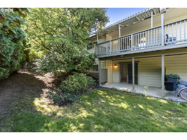15037 Ne SISKIYOU Ct, Portland, OR 97230