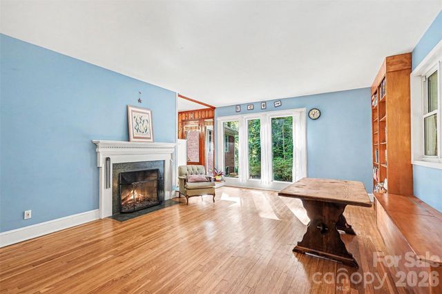 812 Saint Michaels Lane, Gastonia, NC 28052